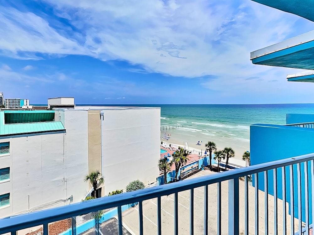 The Salty Fountain by Distinctive Beach Rentals
