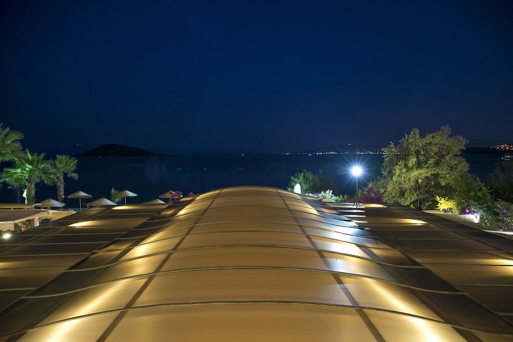 Bodrum Sea Side Beach Club Otel - Image 31