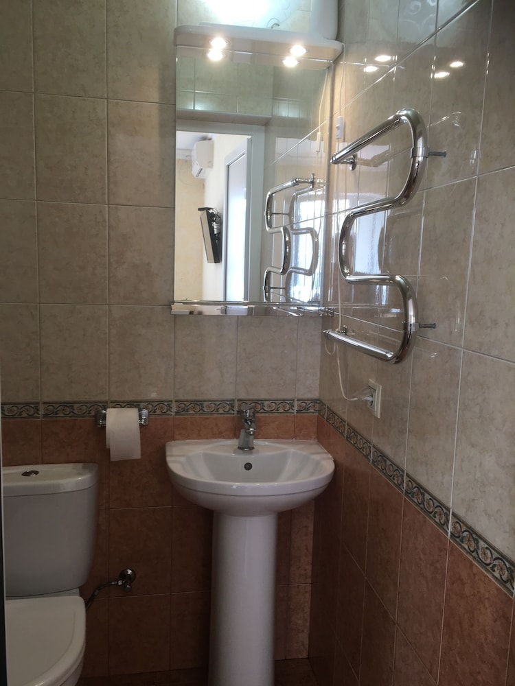 Antonina Guest House