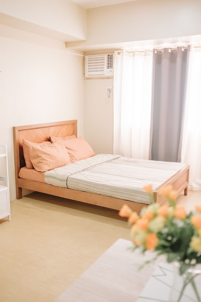 Affordable & Luxe Retreat