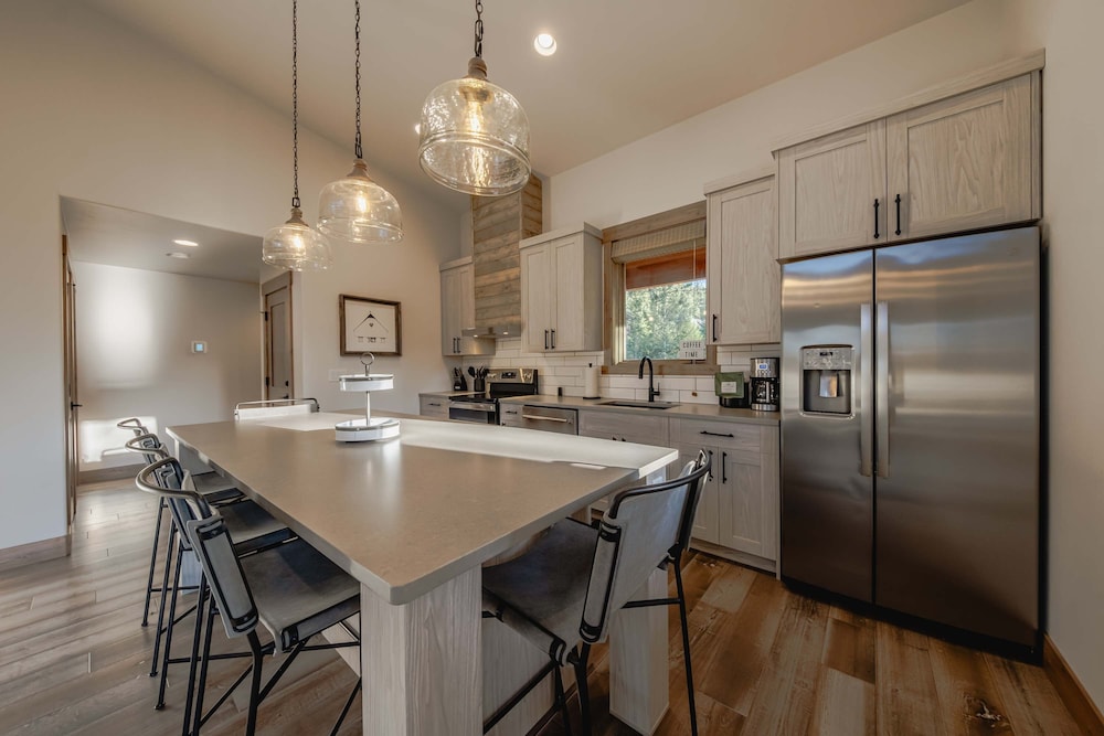 Wilderness Club Cabin Sleeps 7