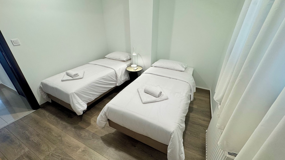 Icon Apartments
