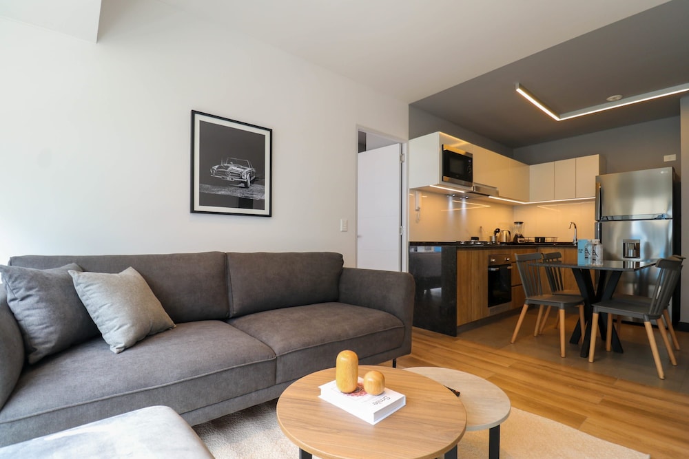 w Magnificent 2BR w Great Balcony in San Isidro