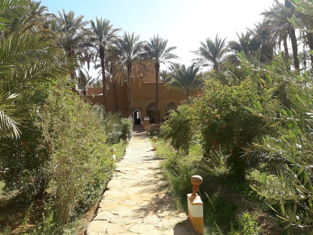 Riad Tagmadart Ferme D'hôte