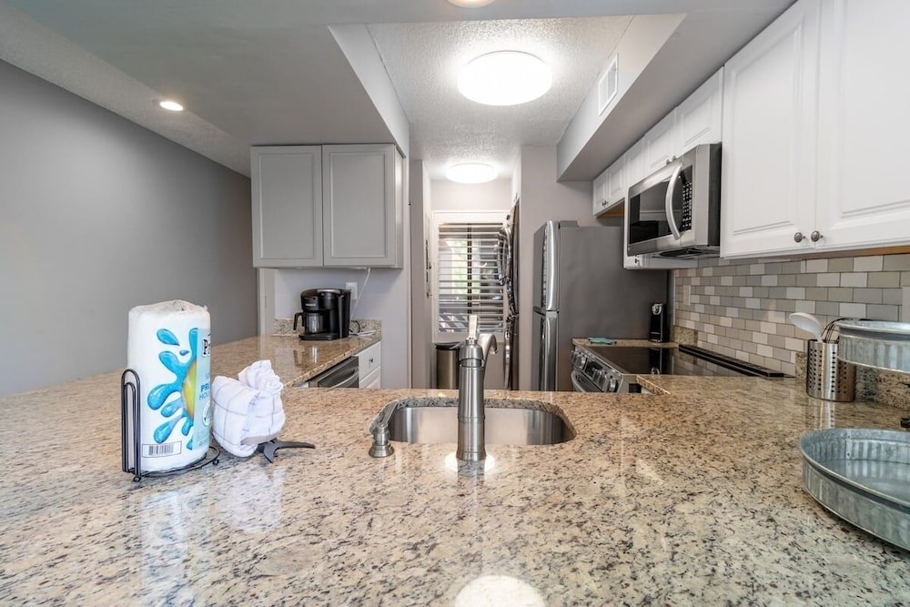 Heron Pointe E1 2 Bedroom Condo