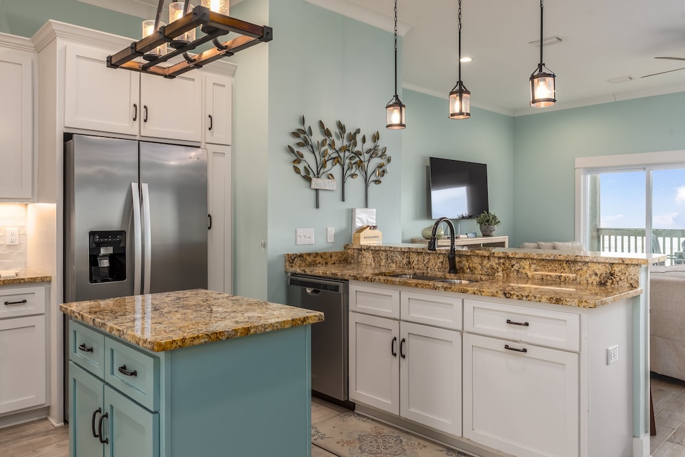 Sea La Vie - 106 Velasco Ct 4 Bedroom Home