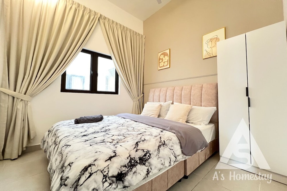 Netizen Cheras Residence by Emily in Town