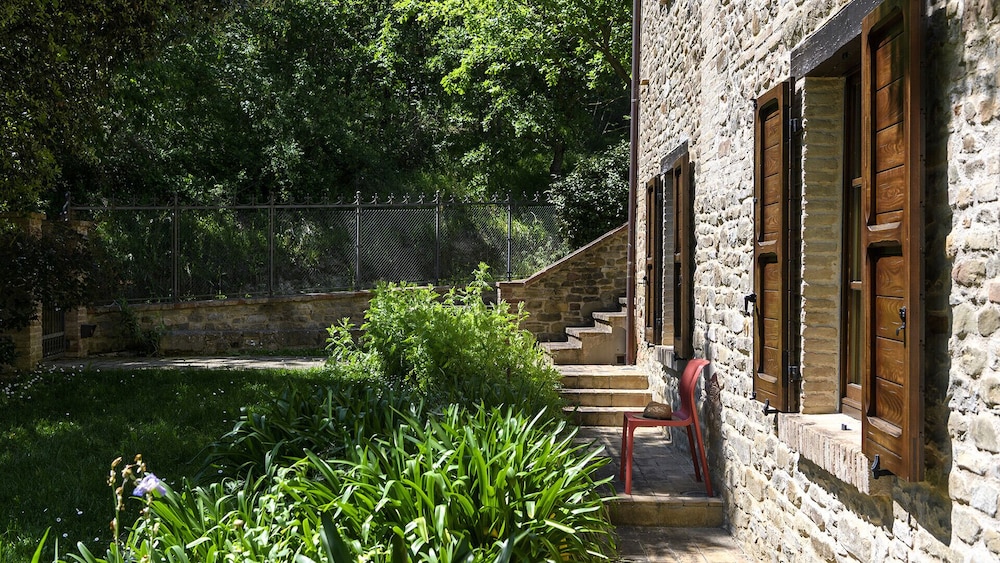 Ca Seppe 10 2 by Marche Holiday Villas