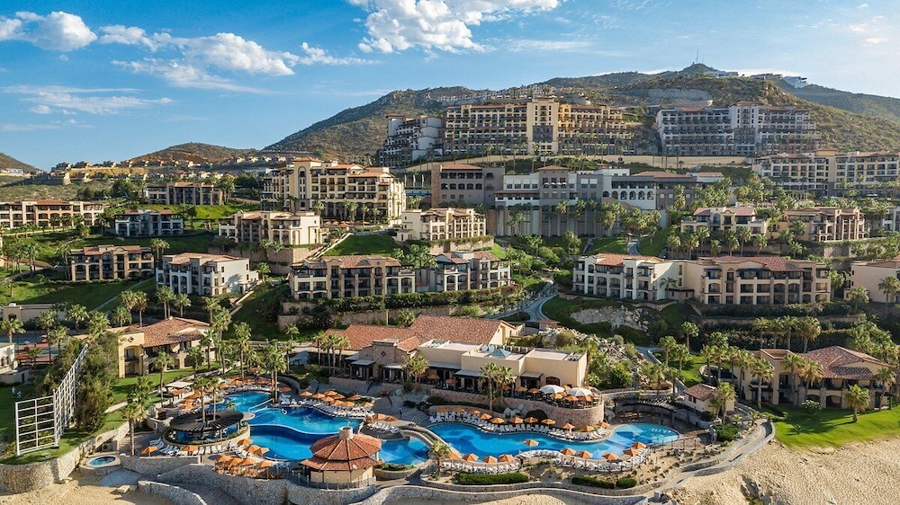 Pueblo Bonito Sunset Beach Cabo