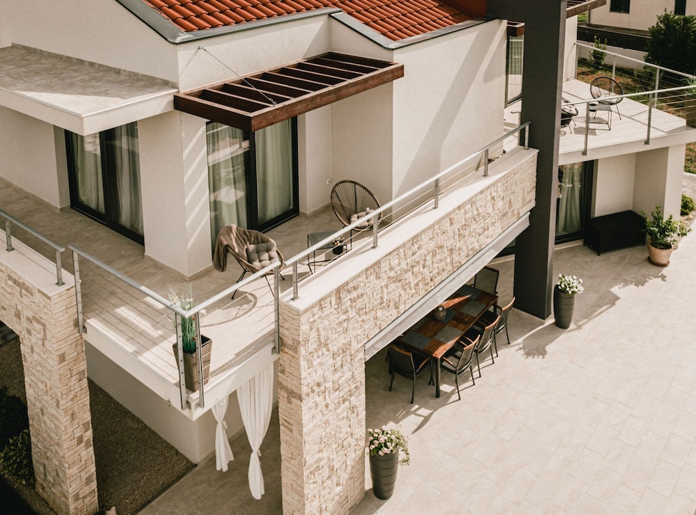 Villa Felicity B4