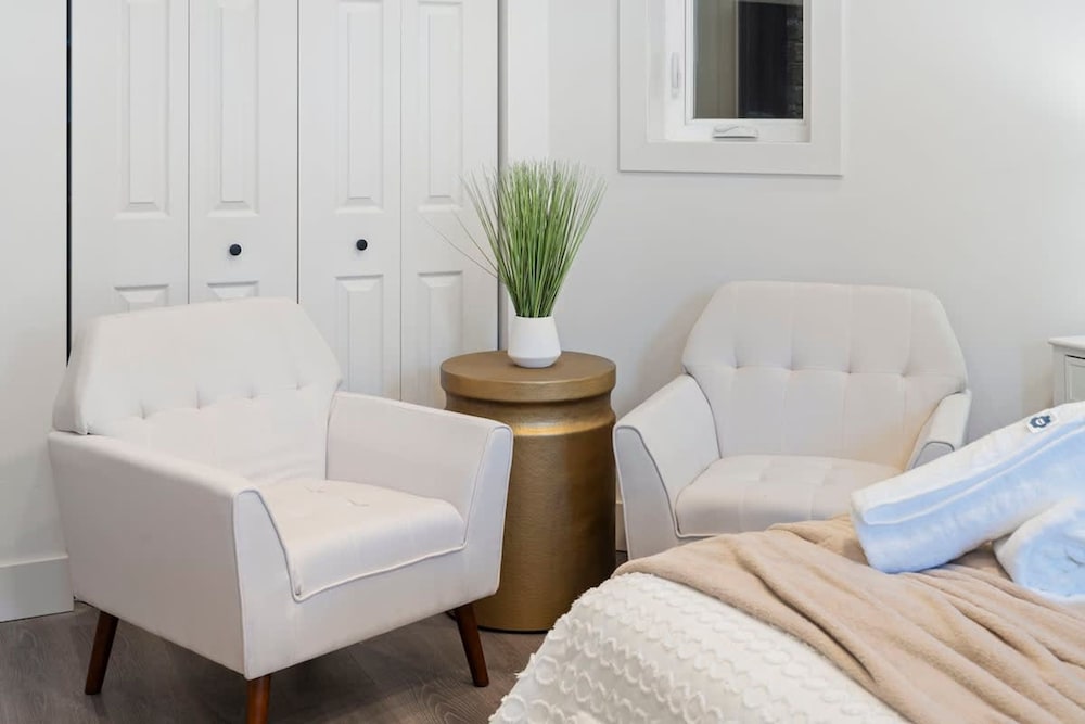 Luxury 2BR Condo in Wicker Park