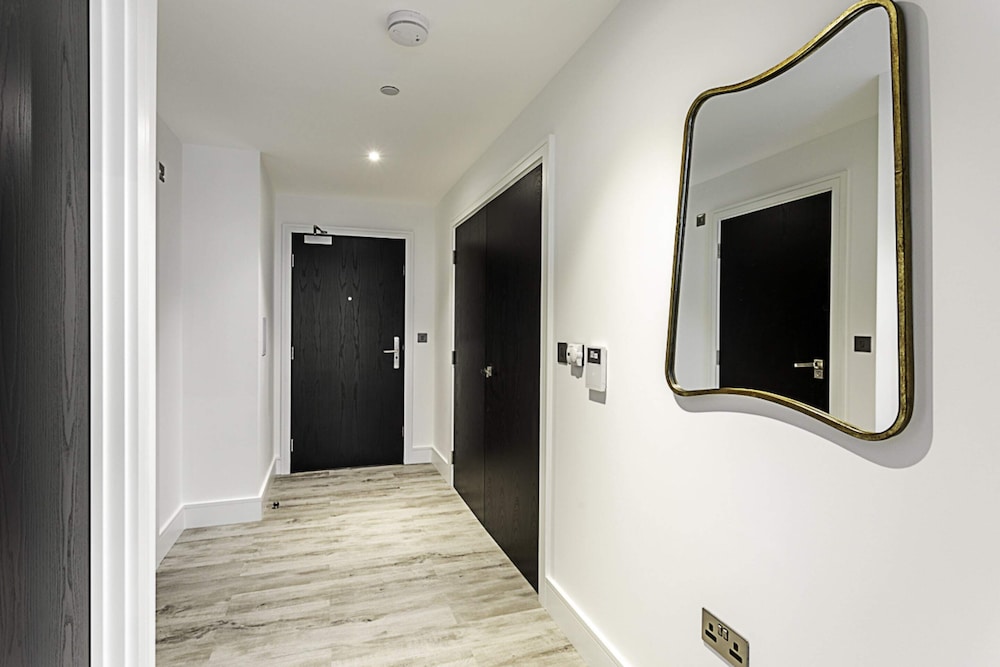 Icon Tower Flat Viii
