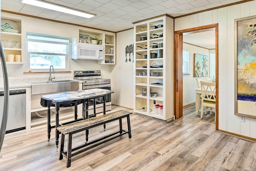 Gulf Views & Beach Access: Pet-friendly PCB Home