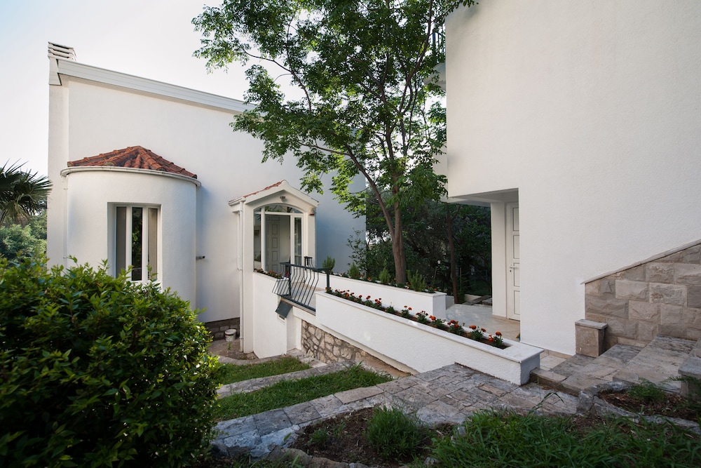 Villa Mia