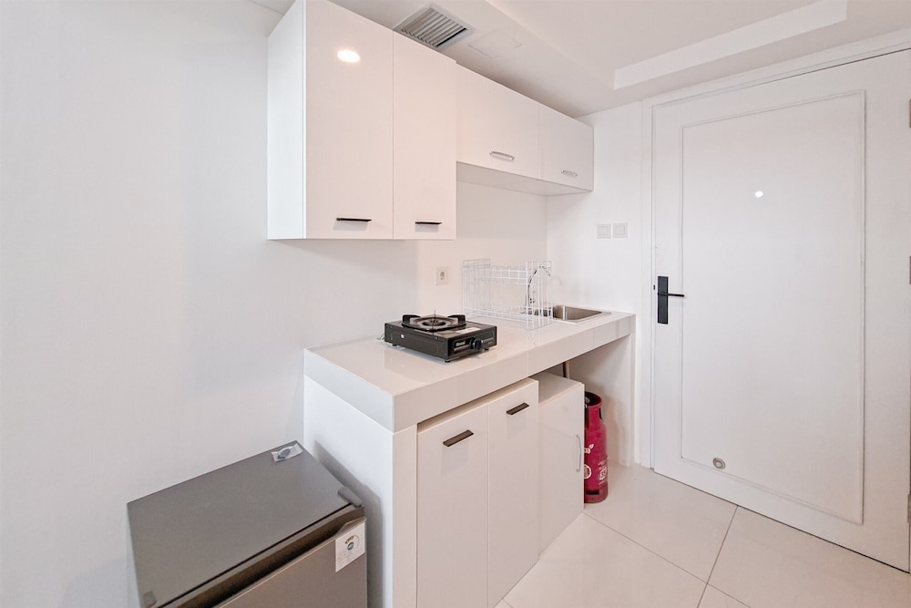 Studio Loft Kingland Avenue Apartment Near Living World Alam Sutera