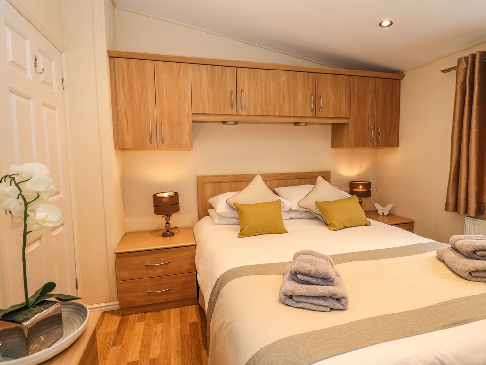Wainwright Lodge