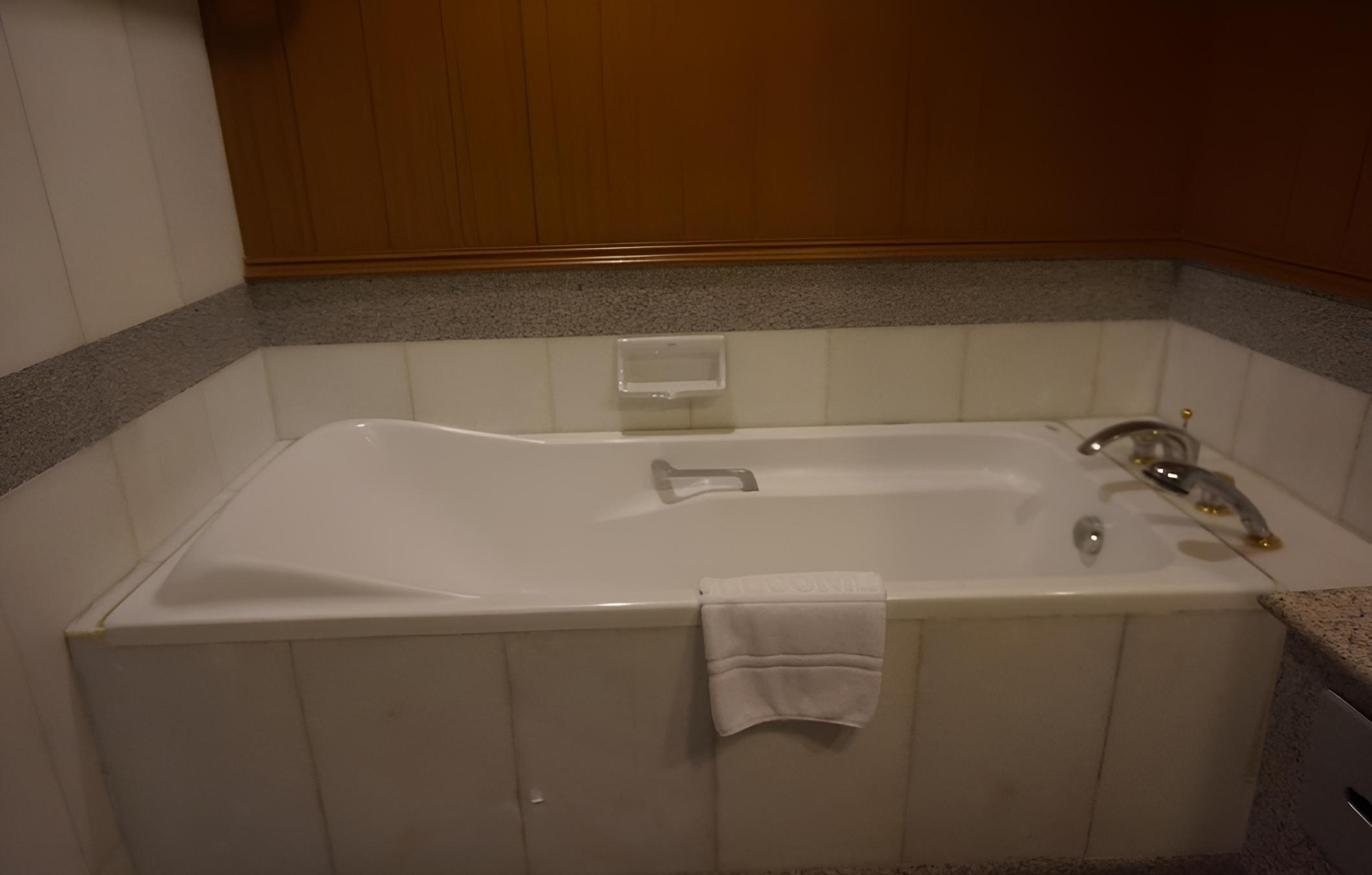 Ban Chiang Hotel