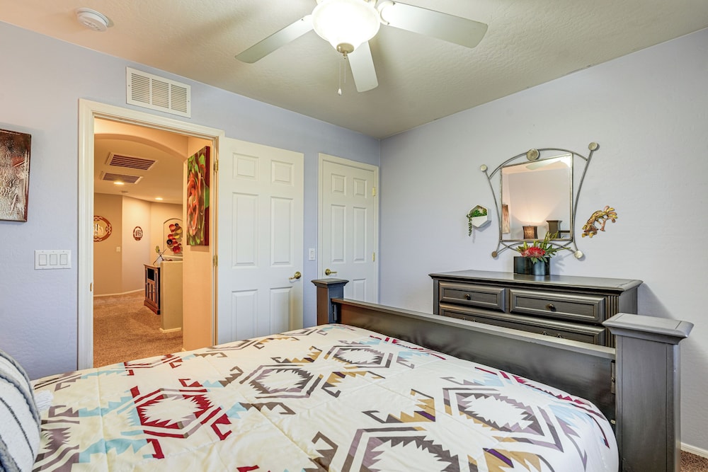 Spacious Family Oasis in Cave Creek!