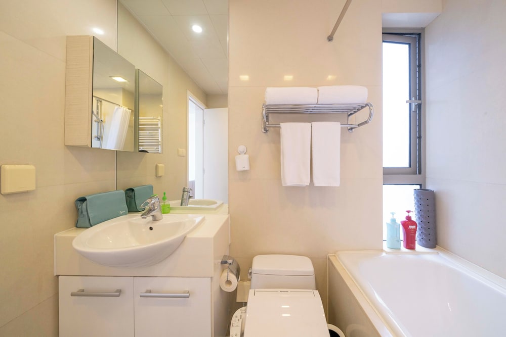 Tyms Family 3BR 2BA Apt Xuhui Center