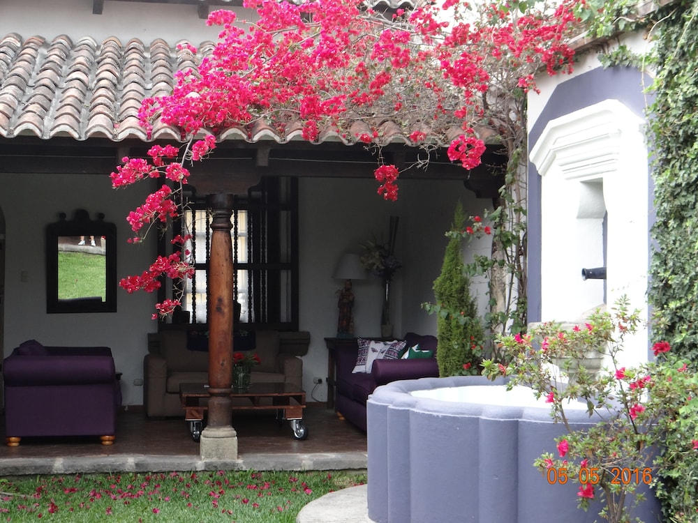 Hotel Casa Naranjo