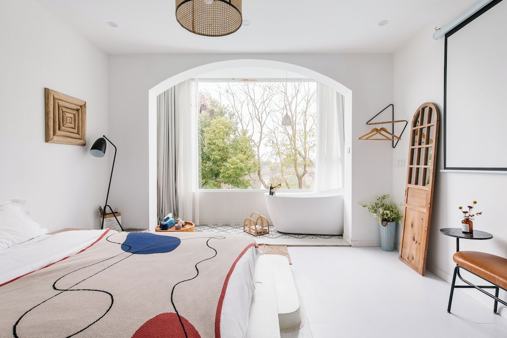 Shanghai Ruochu Designer Guesthouse-Near Shanghai Pudong Airport & Disneyland
