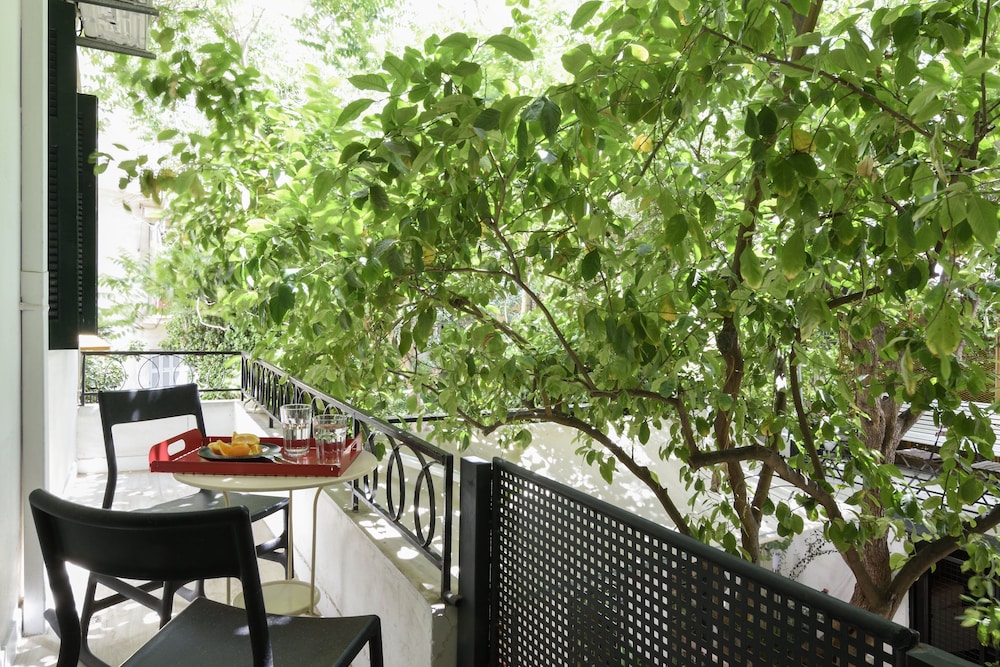 Athens Green Apartments