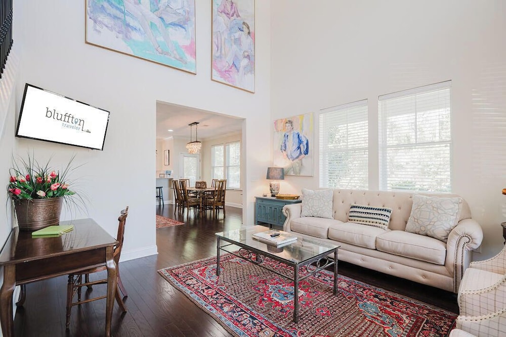Mary Margaret Cottage - Spacious 4 Bed Coastal Home, Historic Old Town Bluffton