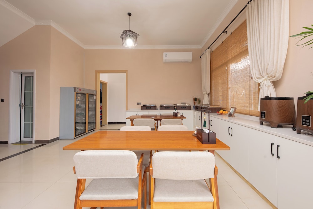Zhangjiajie Valley Love Holiday Hotel