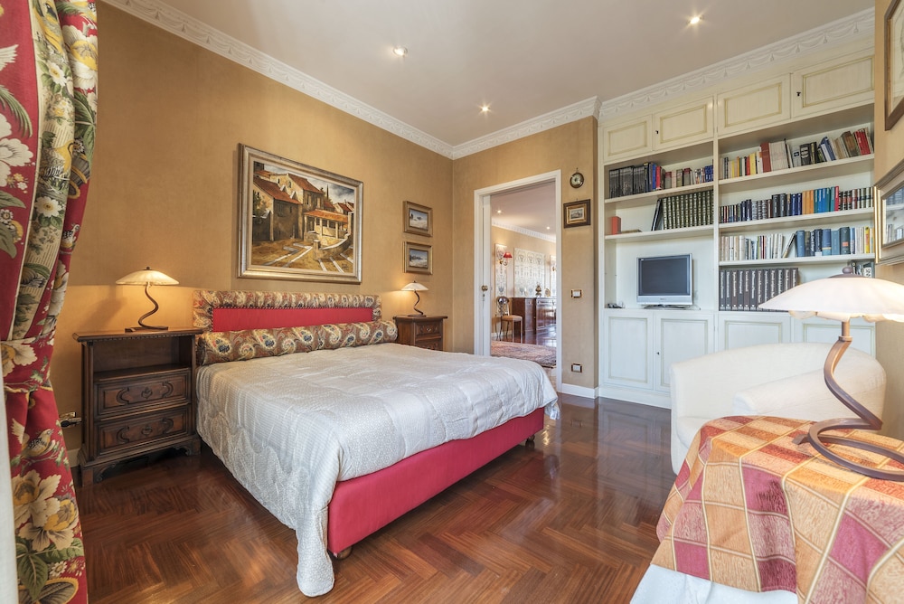San Pietro Exclusive Panoramic Flat