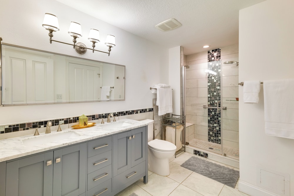 Golf Views: Kissimmee Condo on Reunion Course
