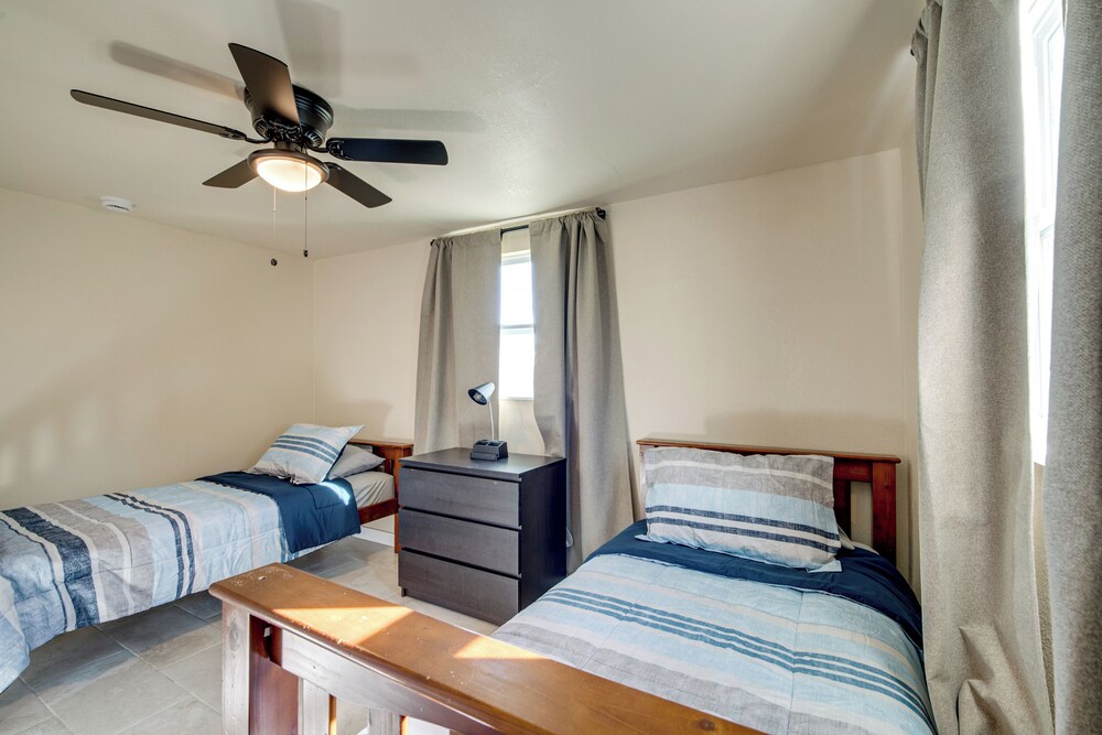 2 Mi to Gulf! Pet-friendly Home in New Port Richey