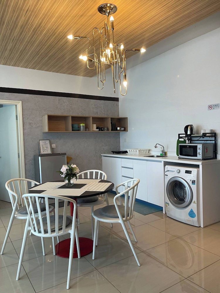 Arte Ampang Klcc 2 BR Homestay, 4-6 pax