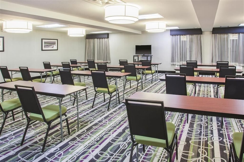 Fairfield Inn & Suites by Marriott Cedar Rapids North