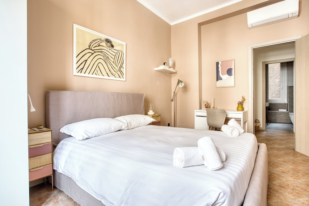 Chic flat in the centre