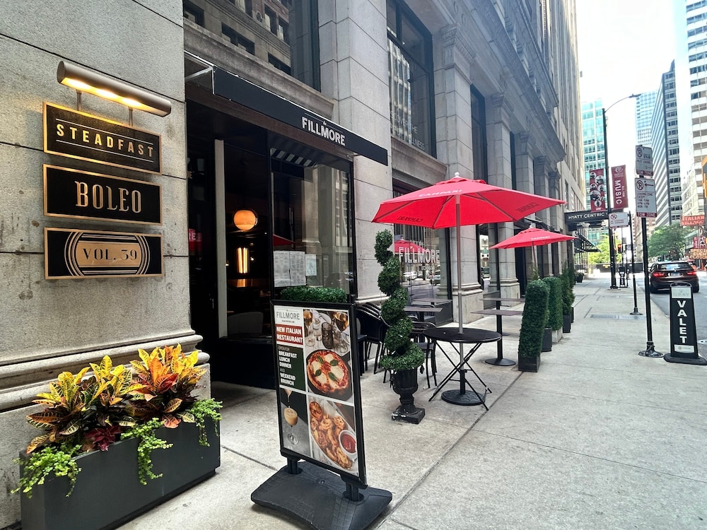Downtown 2BR Unique Amenities Ideal for Tourism