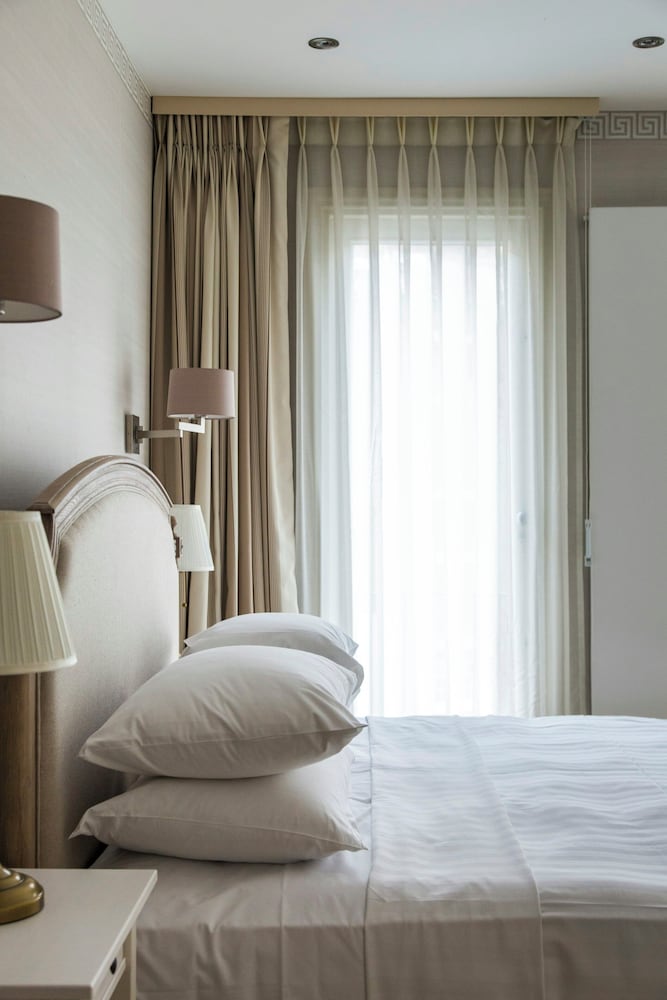 Cadogan Place IV by Onefinestay