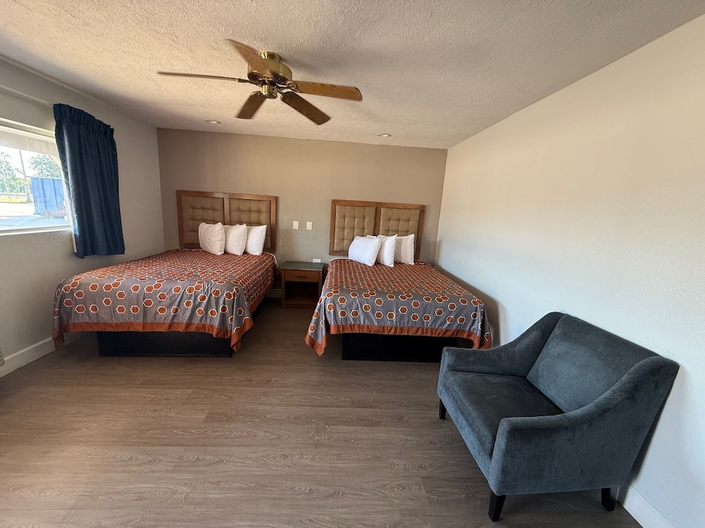 WESTERN INN