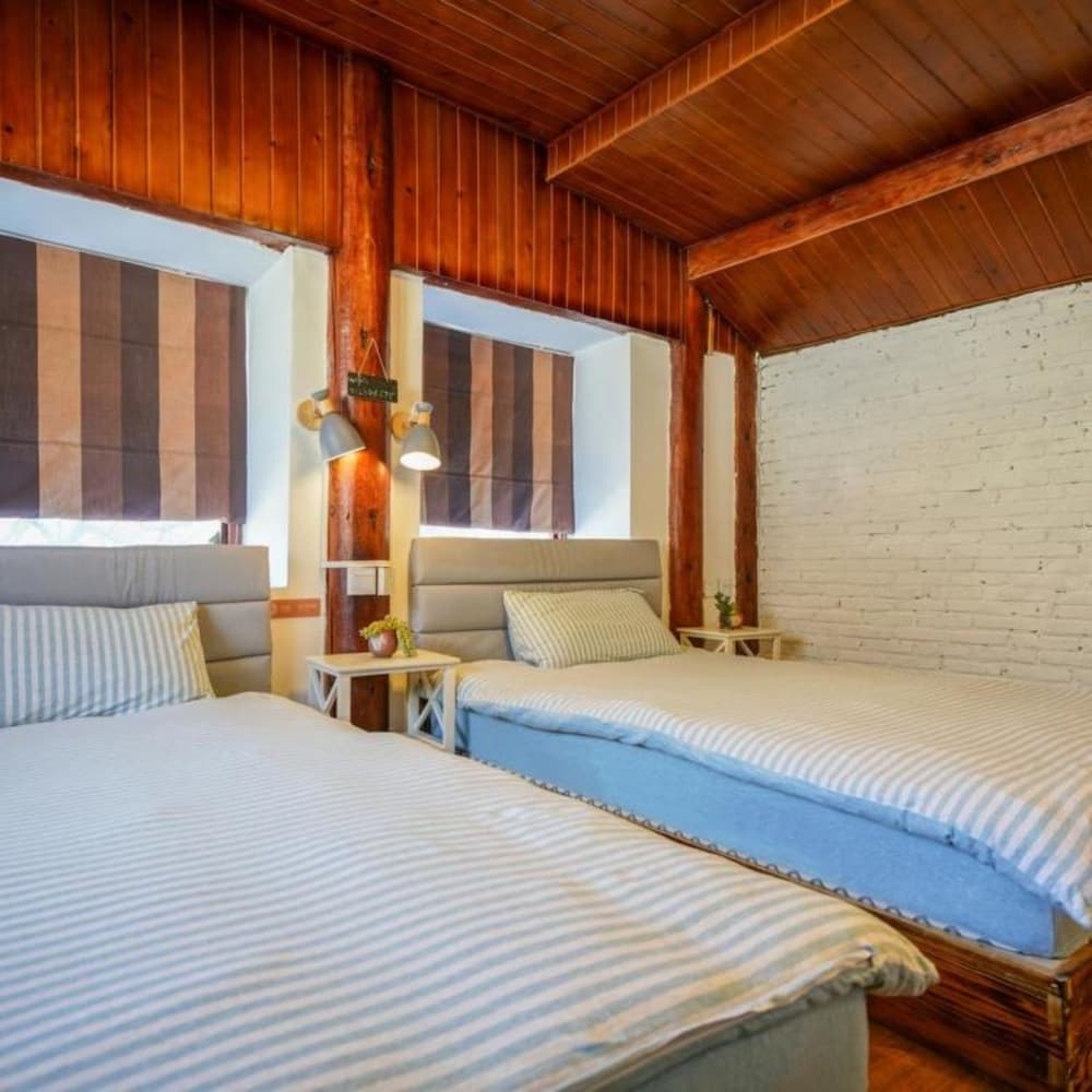 Floral Hotel · Kuan Tang Lijiang