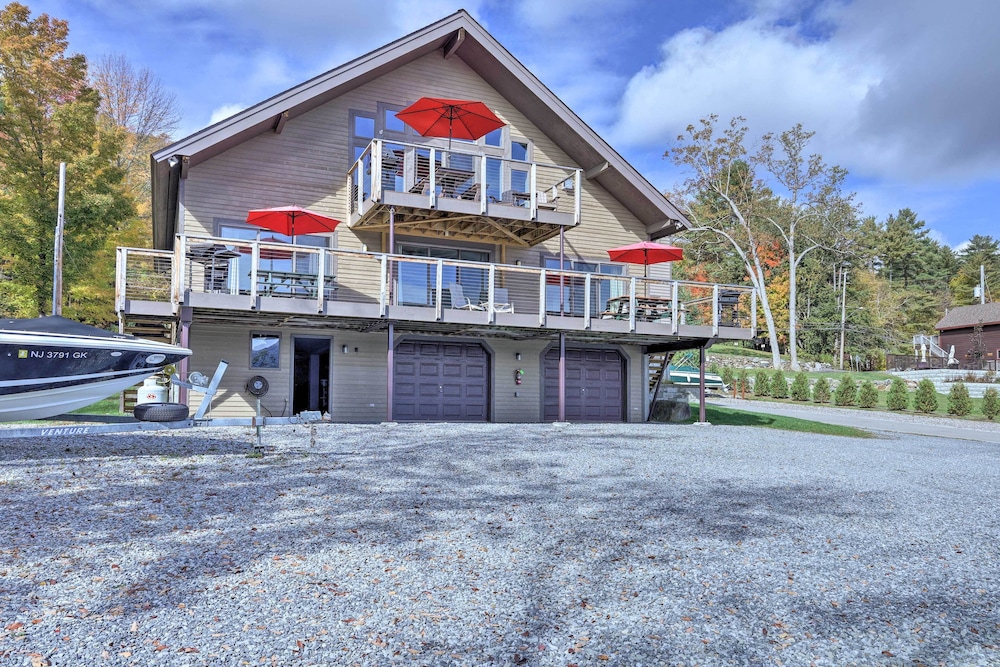 Lakefront Adirondacks Home: Fish, Hike, Ski! view 2