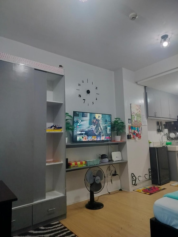 Cozy City View Condo in Quezon City - Your Home Away From Home