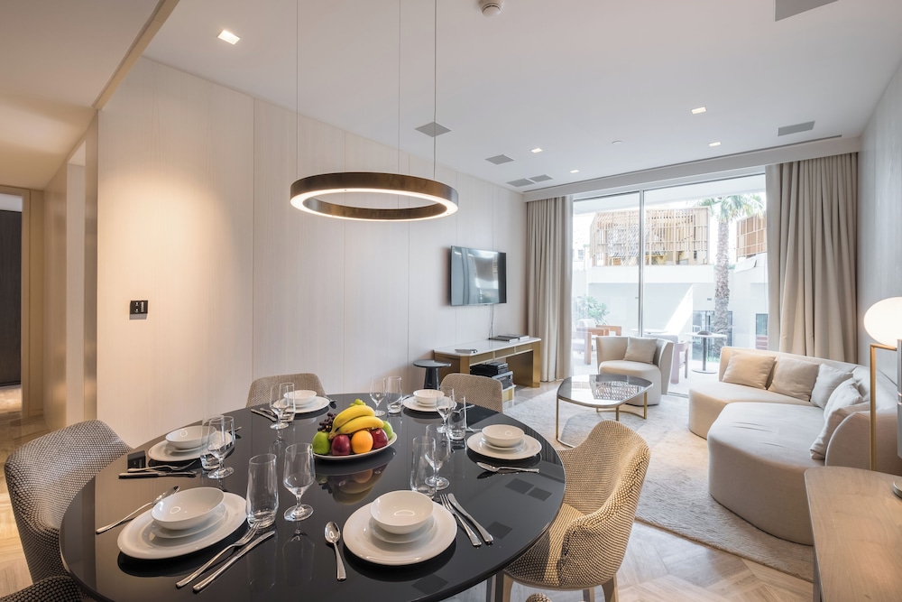 Five Palm Jumeirah Residences -Mint Stay