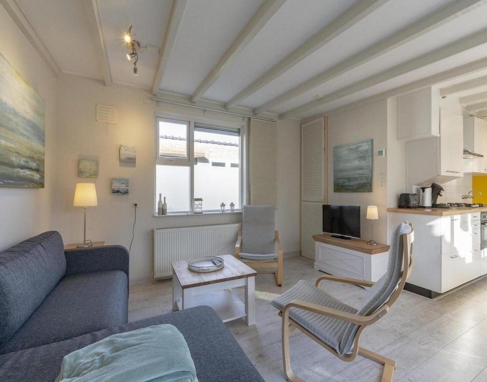 Nice Bungalow Near Beach for 5 Guest
