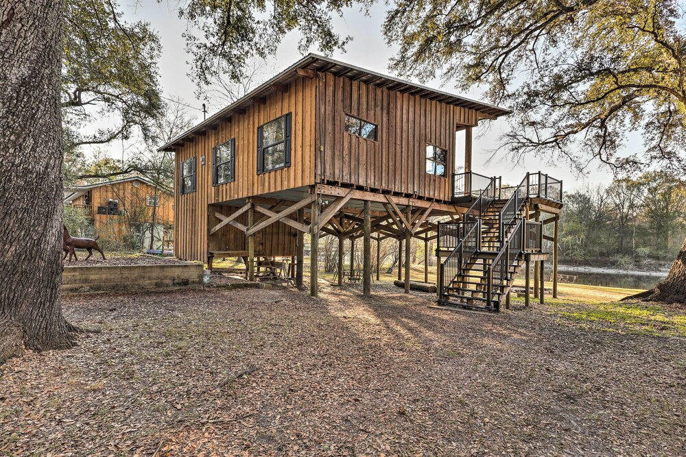 Renovated Fort White Retreat w/ River Access! - Property Image 14