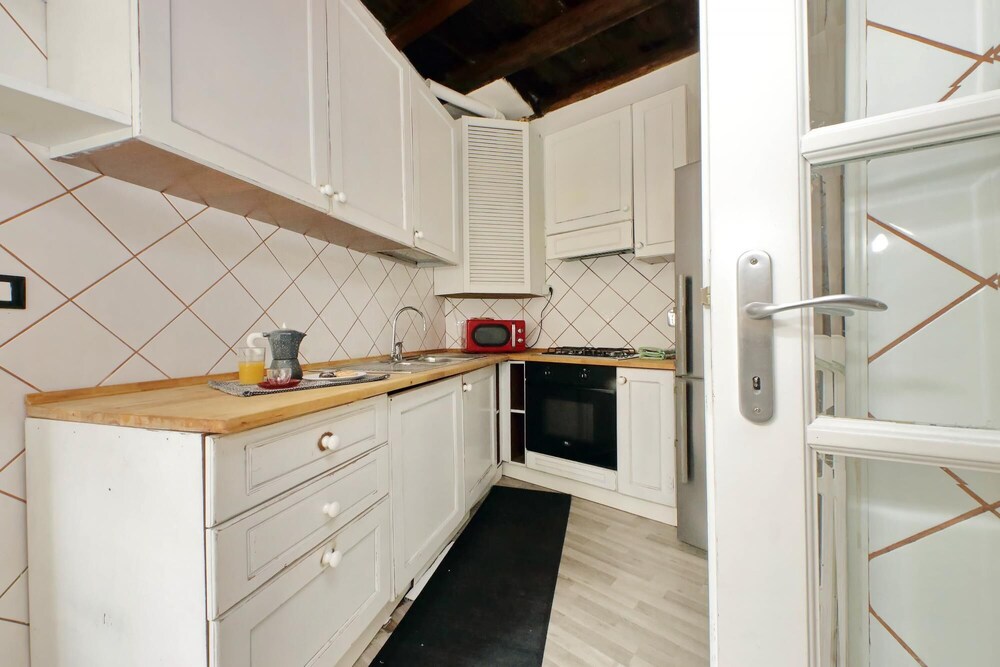 Luxury Navona Apartment