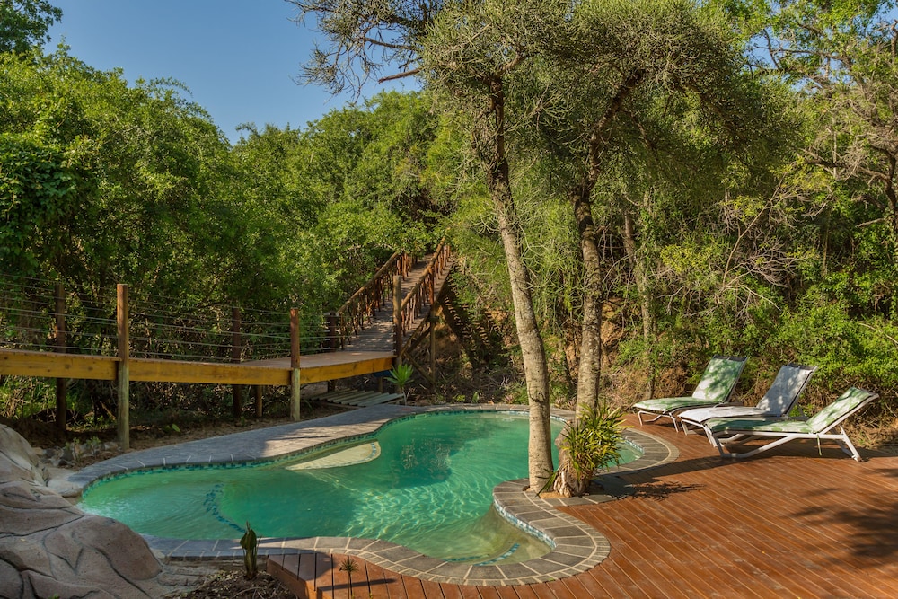 Panzi Lodge