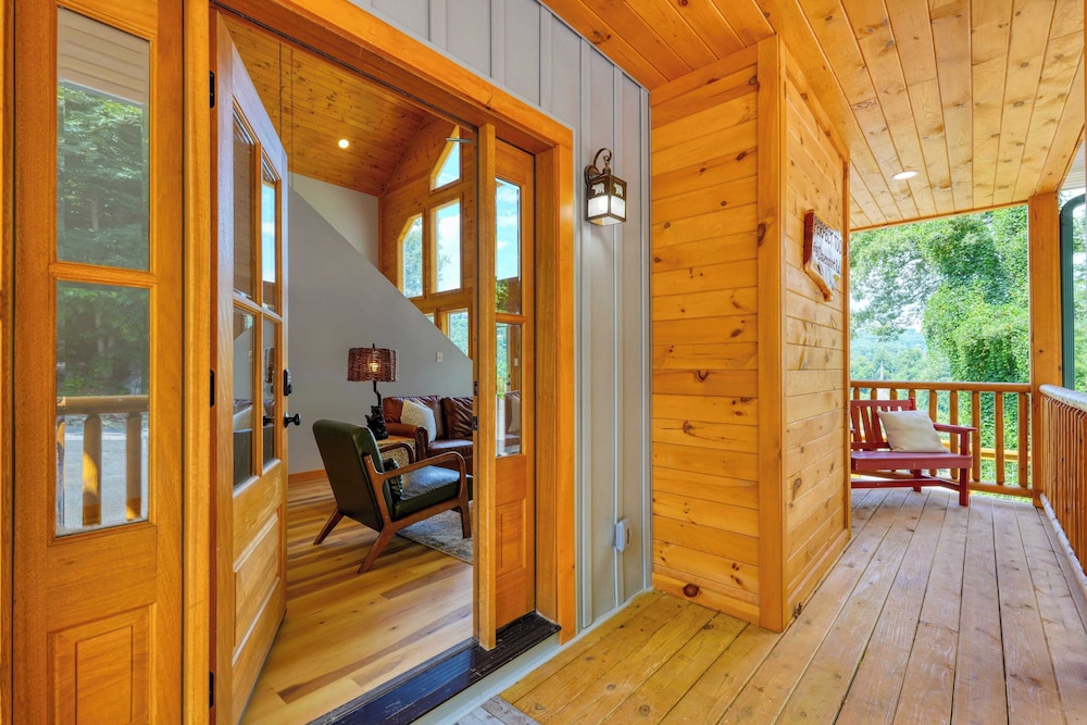 Hot Tub, Game Room & Views Near Downtown Gatlinburg Perfect Too by Avantstay