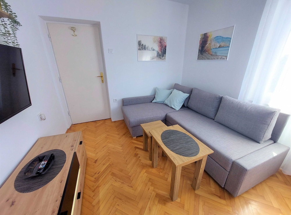 Sea View Crikvenica Apartment With Balcony and Free Wifi