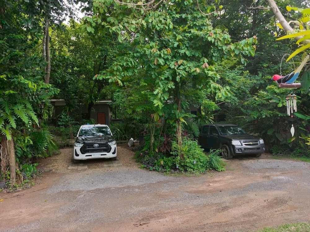 Phawaeng Resort