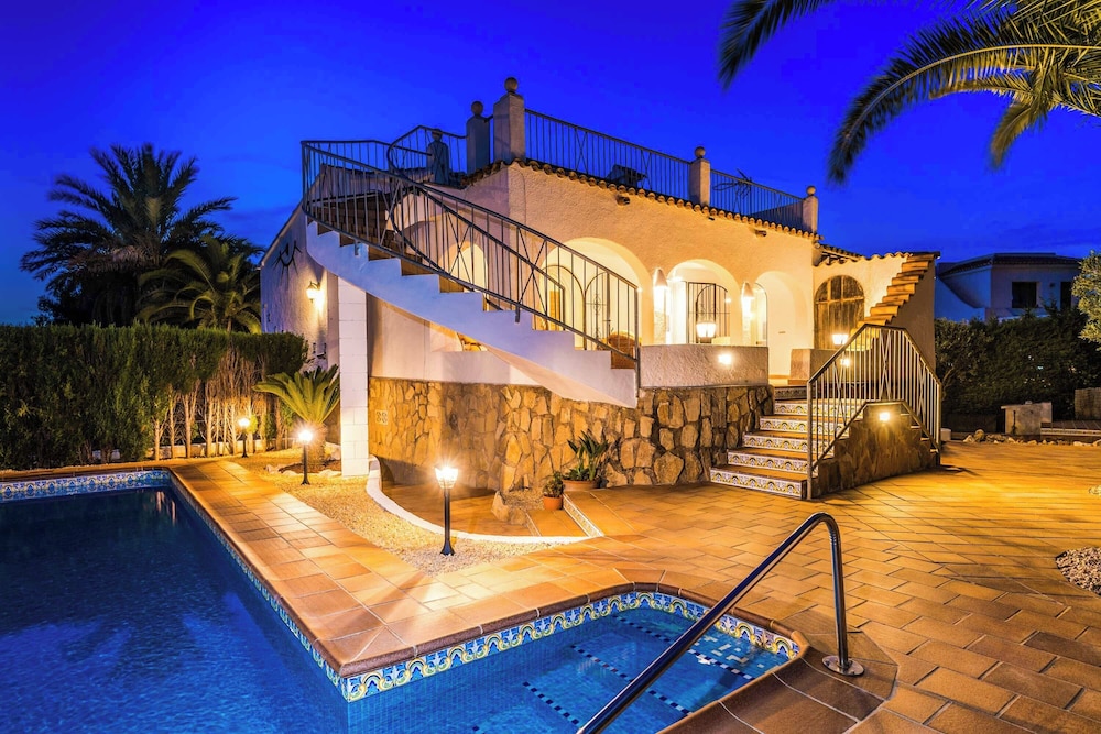 Casa Sundial
