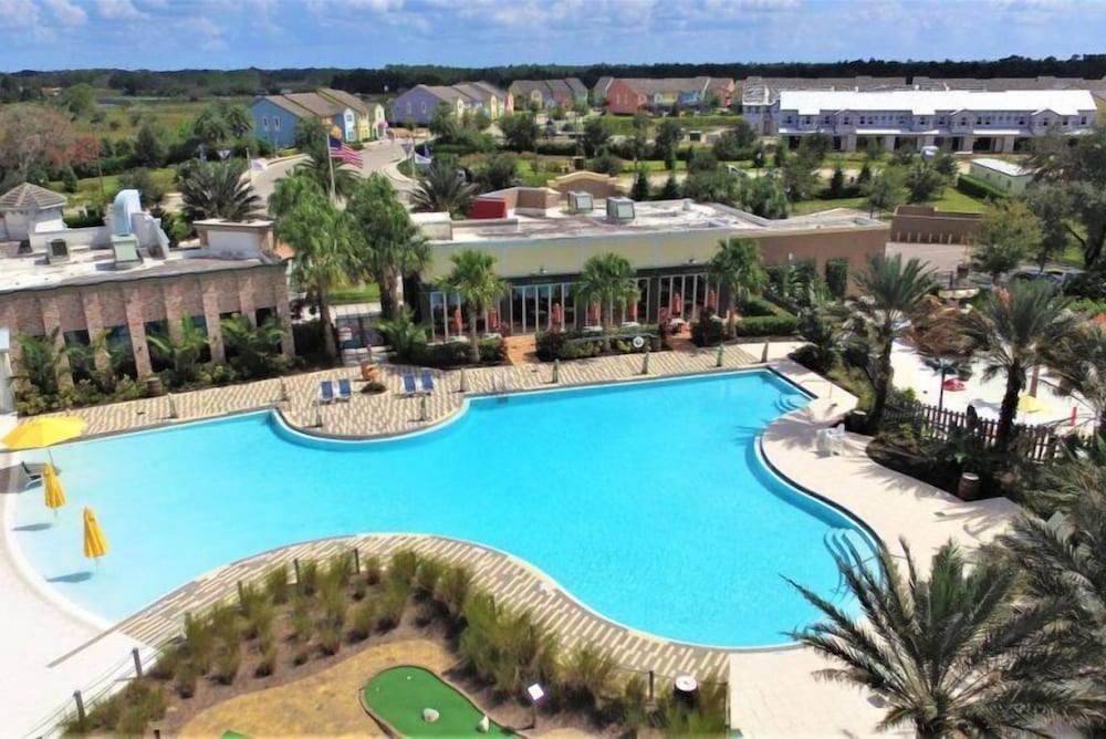 Luxury Town home With Pvt Pool in Resort near Disney view 3